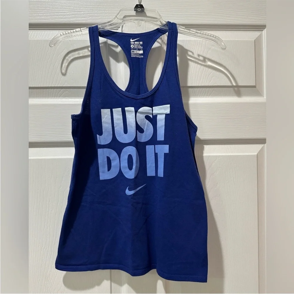 Nike Racerback Dri-Fit Tank size medium - Picture 1 of 3